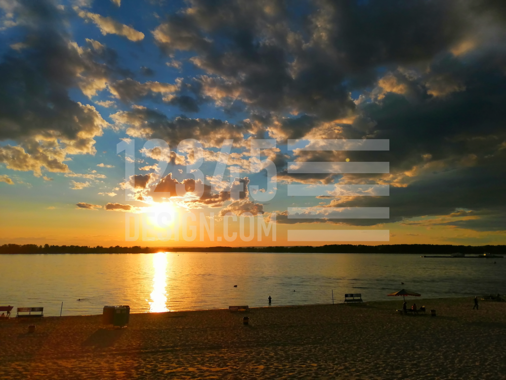 Quay of Samara in the sunset